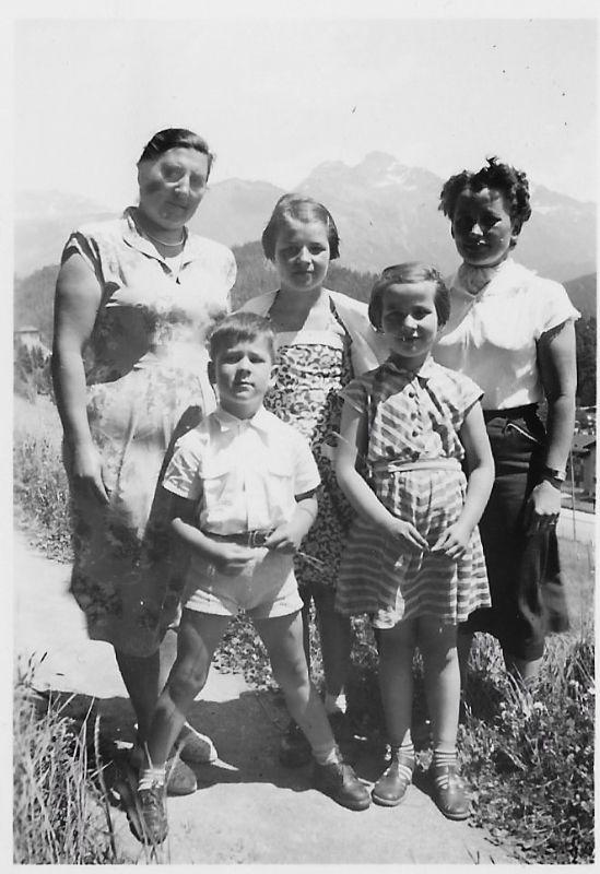 Familie Schenkel Ernst Fritz Wally.jpg